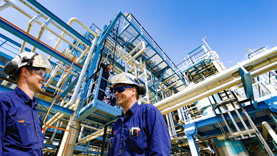 INDUSTRIESERVICE & MONTAGE